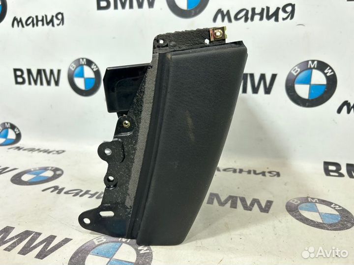 Подстаканник задний Bmw X5 E53 рест M57D30 2005