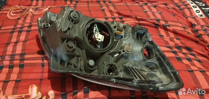 Фара левая передняя Kia rio 2 оригинал (Корея)