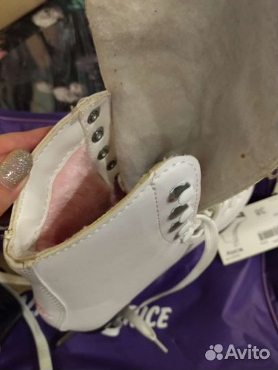 Коньки фигурные