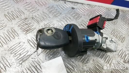 Замок зажигания renault clio 3 (YBE01J101)