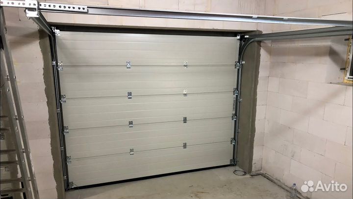 Гаражные ворота / Секционные ворота Hormann