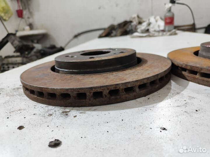 Диски тормозные Honda Cr-V 4 передние