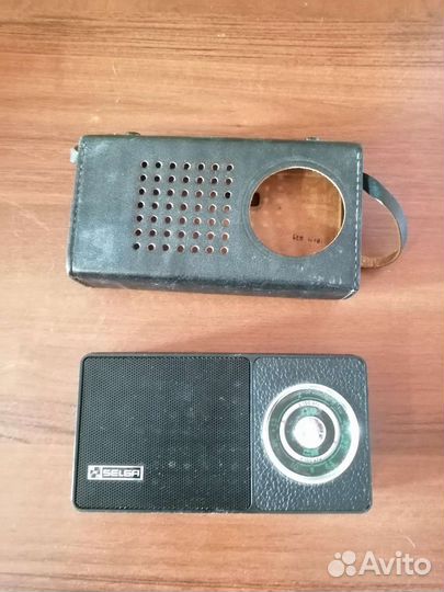 Радио приёмник Selga в кожаном чехле