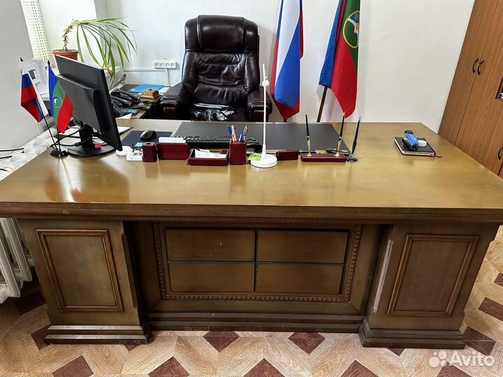 Стол руководителя