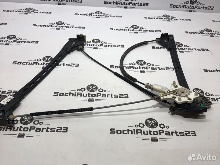 Стеклоподъемник передней правой двери Mercedes W21