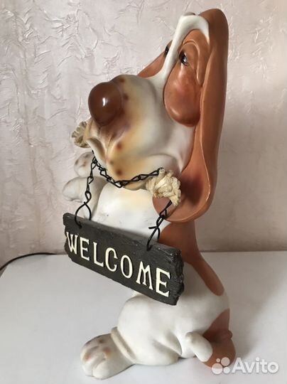 Статуэтка собака