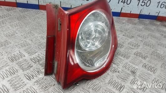Фонарь задний правый volkswagen passat B6 (PML03MY