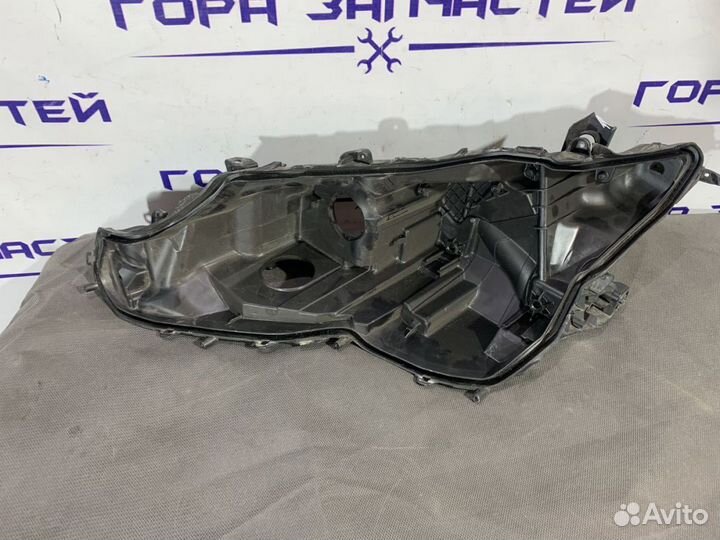 Корпус фары Toyota Camry 33-233 (Y) Original Japan
