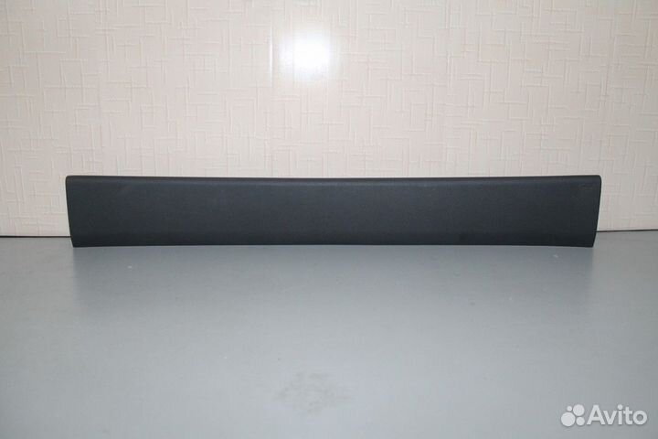 Обшивка двери (крышки) багажника Пежо 3008