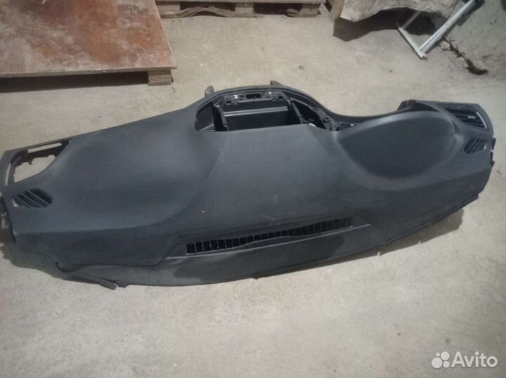 Панель на весту