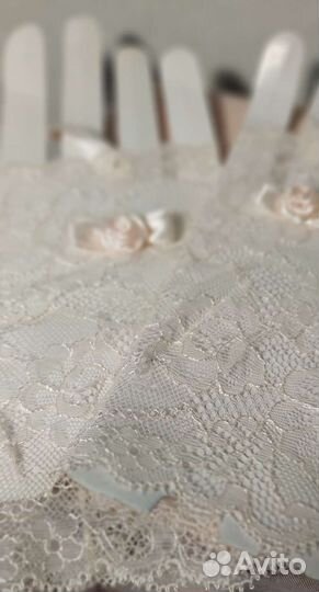 Перчатки праздничные,кружевные