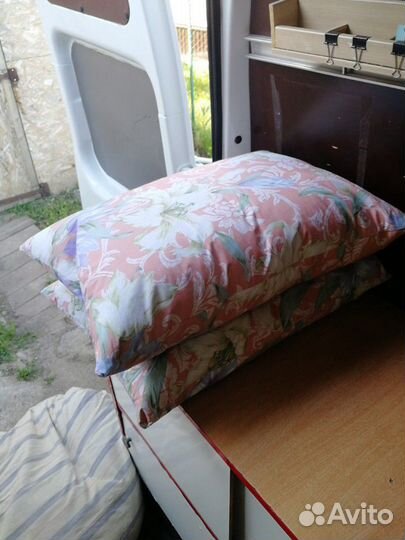 Чистка реставрация подушек 