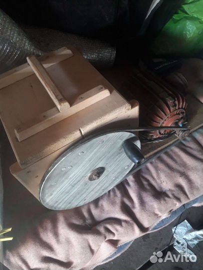 Электродвигатель 220в