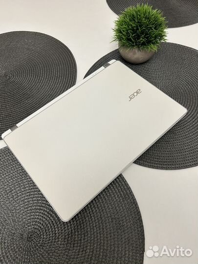 Ноутбук Acer Aspire V3-371
