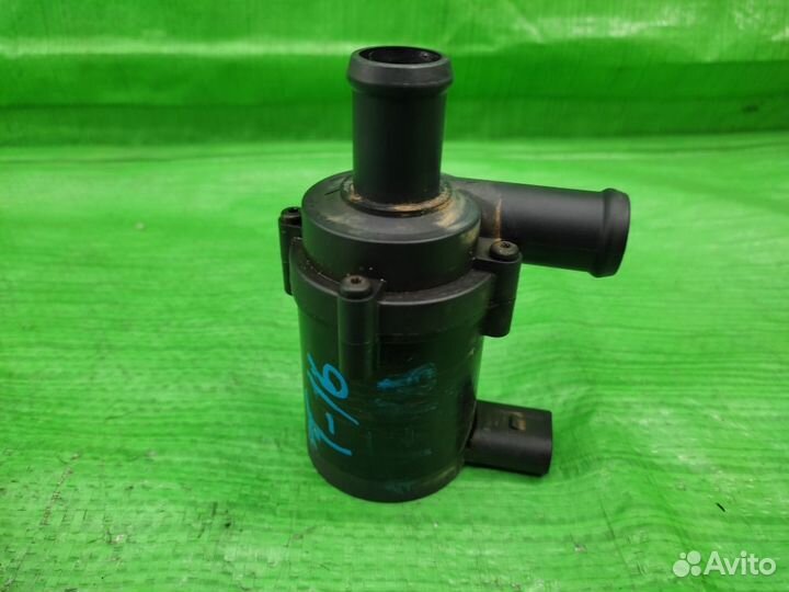 Насос системы охлаждения VW Touareg 2002-2010 /Q7