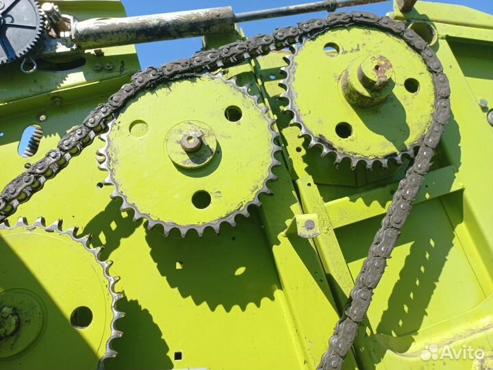 Пресс-подборщик Claas Rollant 46, 2002