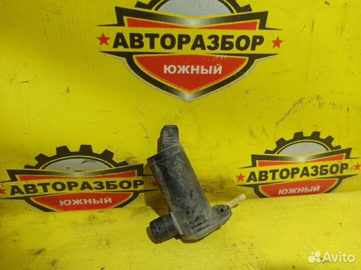 Насос омывателя Ford Fusion