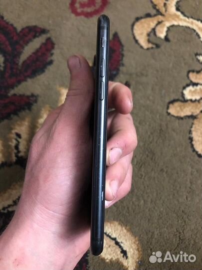 iPhone 7, 32 ГБ