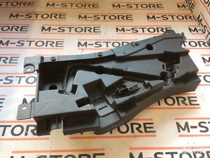 Ящик для инструментов Bmw X5 E53 M62B44 2000