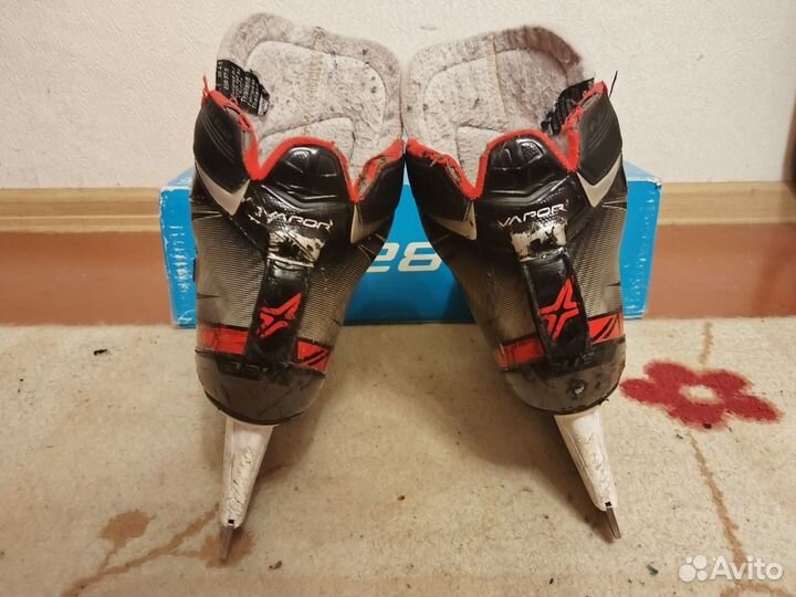 Вратарские коньки Bauer 4EE