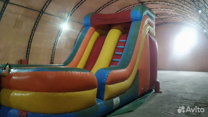 Надувная горка