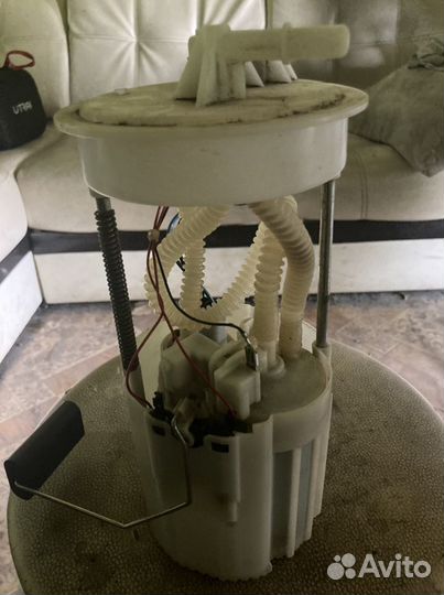 Топливный насос на Ниссан примьера p12