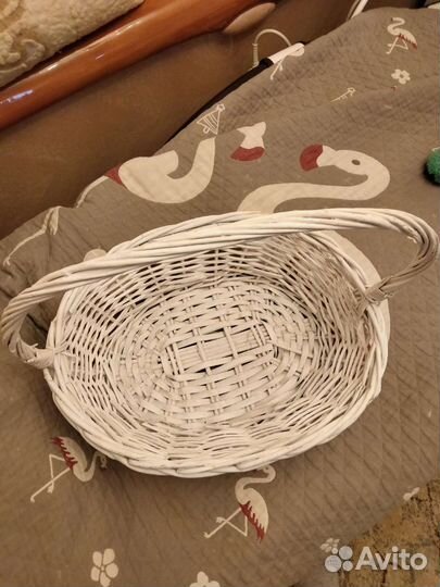 Корзина плетеная