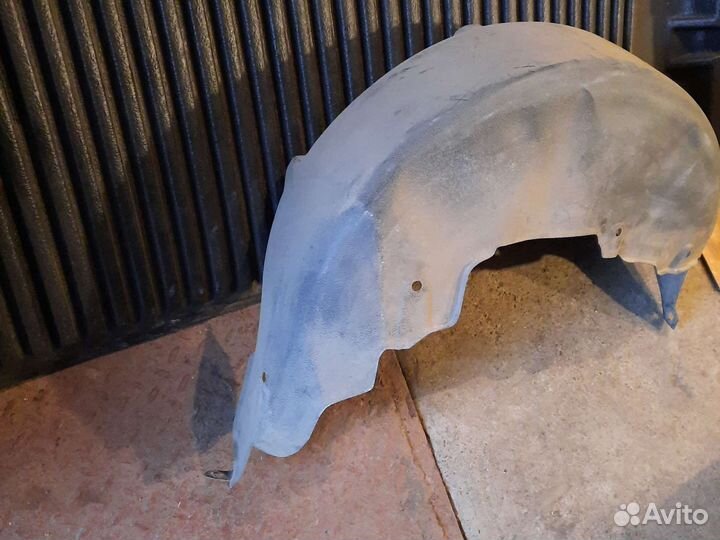 Подкрылок, брызговик задний правый Lifan Solano