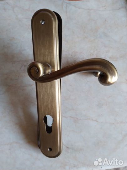 Дверные ручки Италия