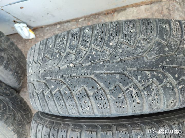 Nokian Tyres Nordman 5 SUV 215/65 R16