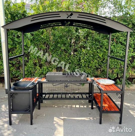 Беседка с мангалом