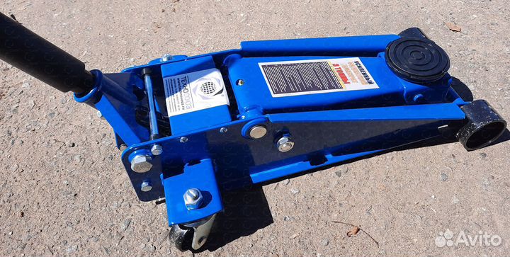 Домкрат подкатной г/п 3т двухплунжерный