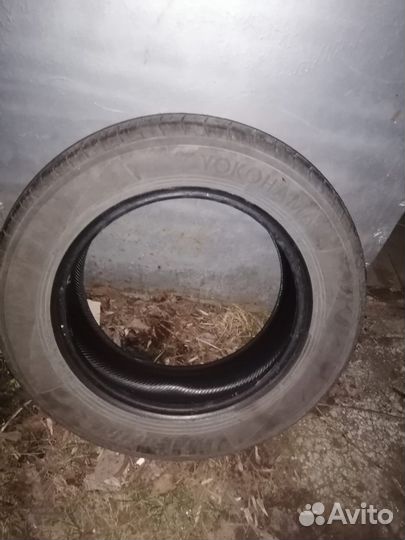 Yokohama Bluearth ES32 205/60 R16 200E