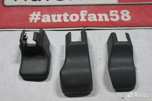 Заглушка водительского сиденья Toyota Land Cruiser