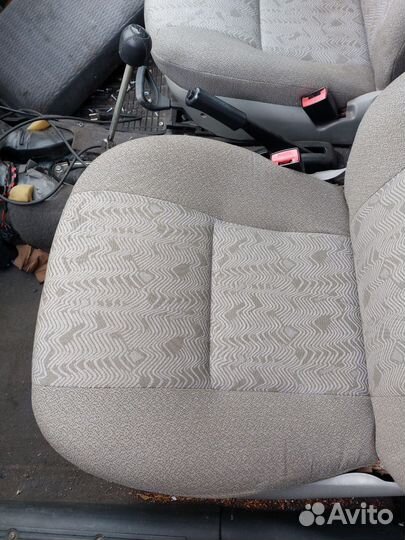 Передние сиденья Лада Калина 1