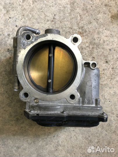 Дроссельная заслонка Lexus Gs 460