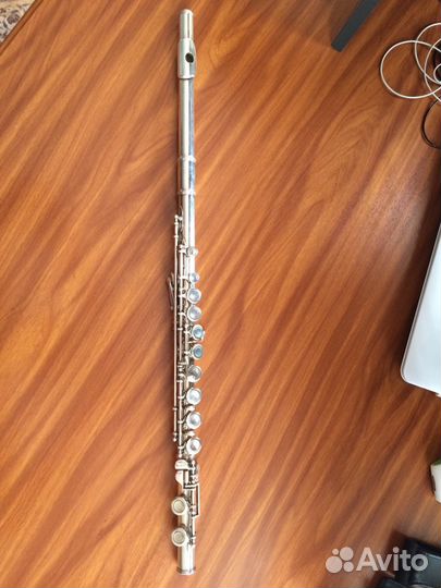 Серебряная флейта Armstrong 90