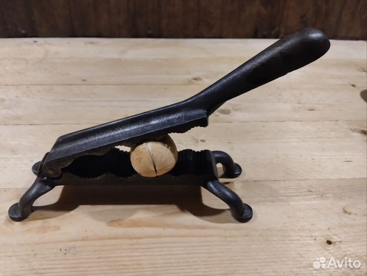 Сжиматель пробок орехоколк СССР