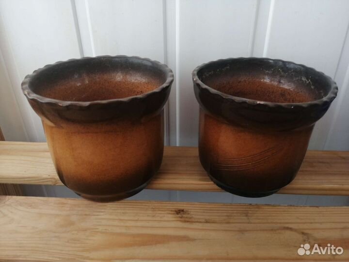 Горшок для цветов 2шт. (Цена за все)