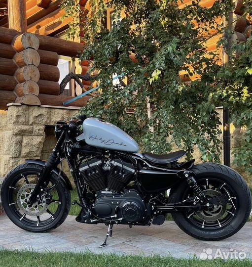 Harley-Davidson Sportster 883