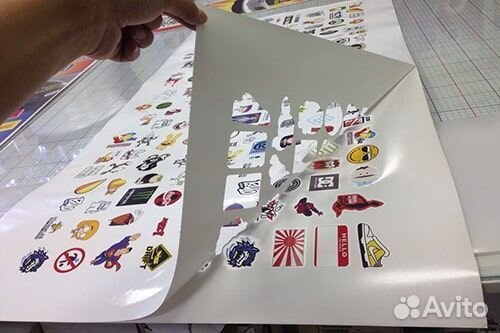 Печать наклеек