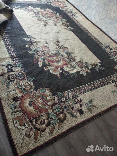 Ковер бу шерстяной