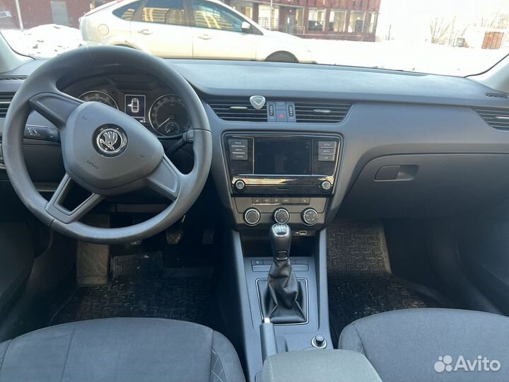 Skoda Octavia 1.6 МТ, 2020, 127 500 км