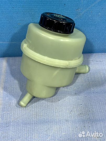 Бачок гидроусилителя гур LADA largus 2 ларгус