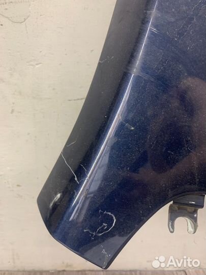 Крыло переднее правое Opel Zafira B минивэн 2011