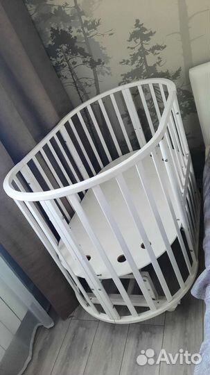 Детская кроватка круглая/овальная с маятником