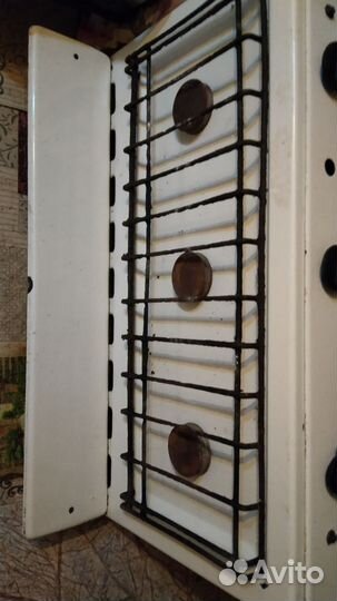 Газовая плита 3 конфорки