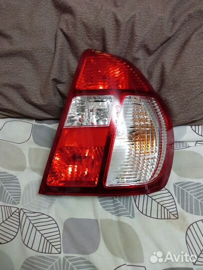 Фанарь задний правая Renault symbol