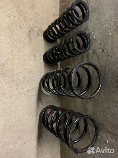 Оригинальные пружины Ланд Крузер 200