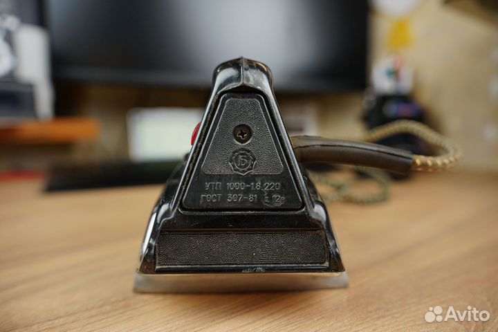 Утюг электрический СССР утп 1000-1.8